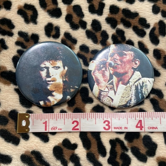 DAVID BOWIE 👩🎤Vintage Rock Button Pin Pinback 70s Ziggy Stardust Collectible - Picture 12 of 16